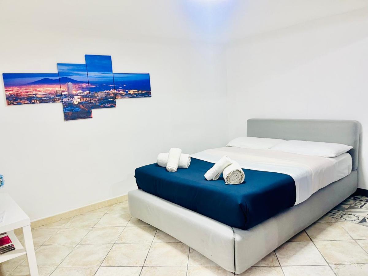 Oikos Guest House Naples Exterior photo
